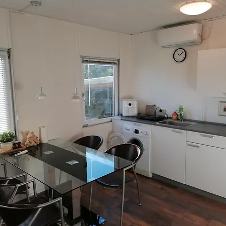 Family In Kvaers - Bunk Bed, Kitchen And Ev Charging Grasten